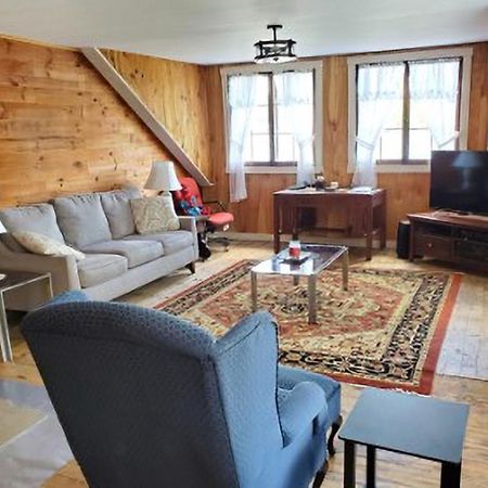 Meredith Lakefront Lodge On Lake Winnipesaukee Экстерьер фото
