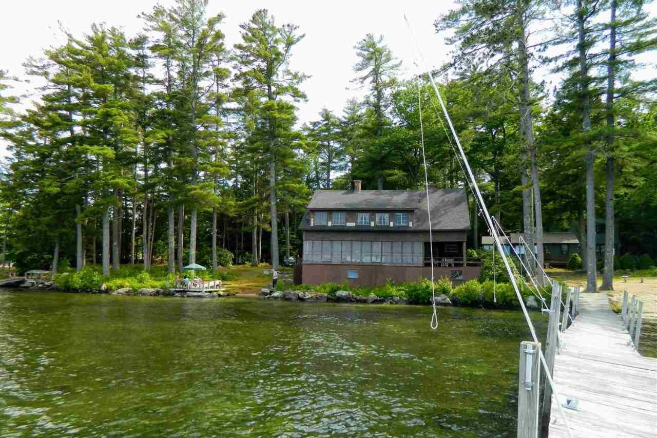 Meredith Lakefront Lodge On Lake Winnipesaukee Экстерьер фото